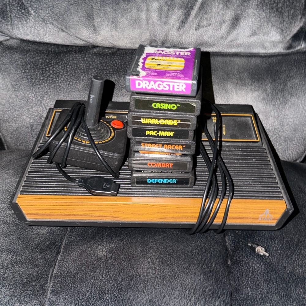 Atari 2600 Video Game Console With 7 Games Bundle Vintage Tested Works Great US.